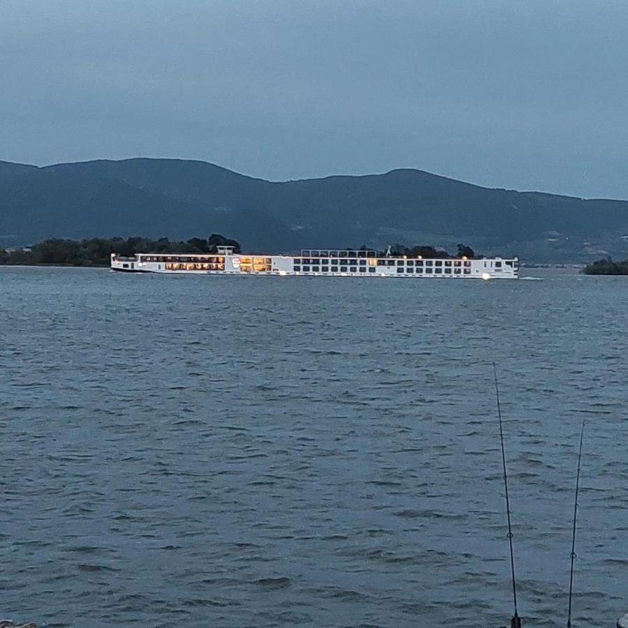 Vila Memphis Golubac Eksteriør billede